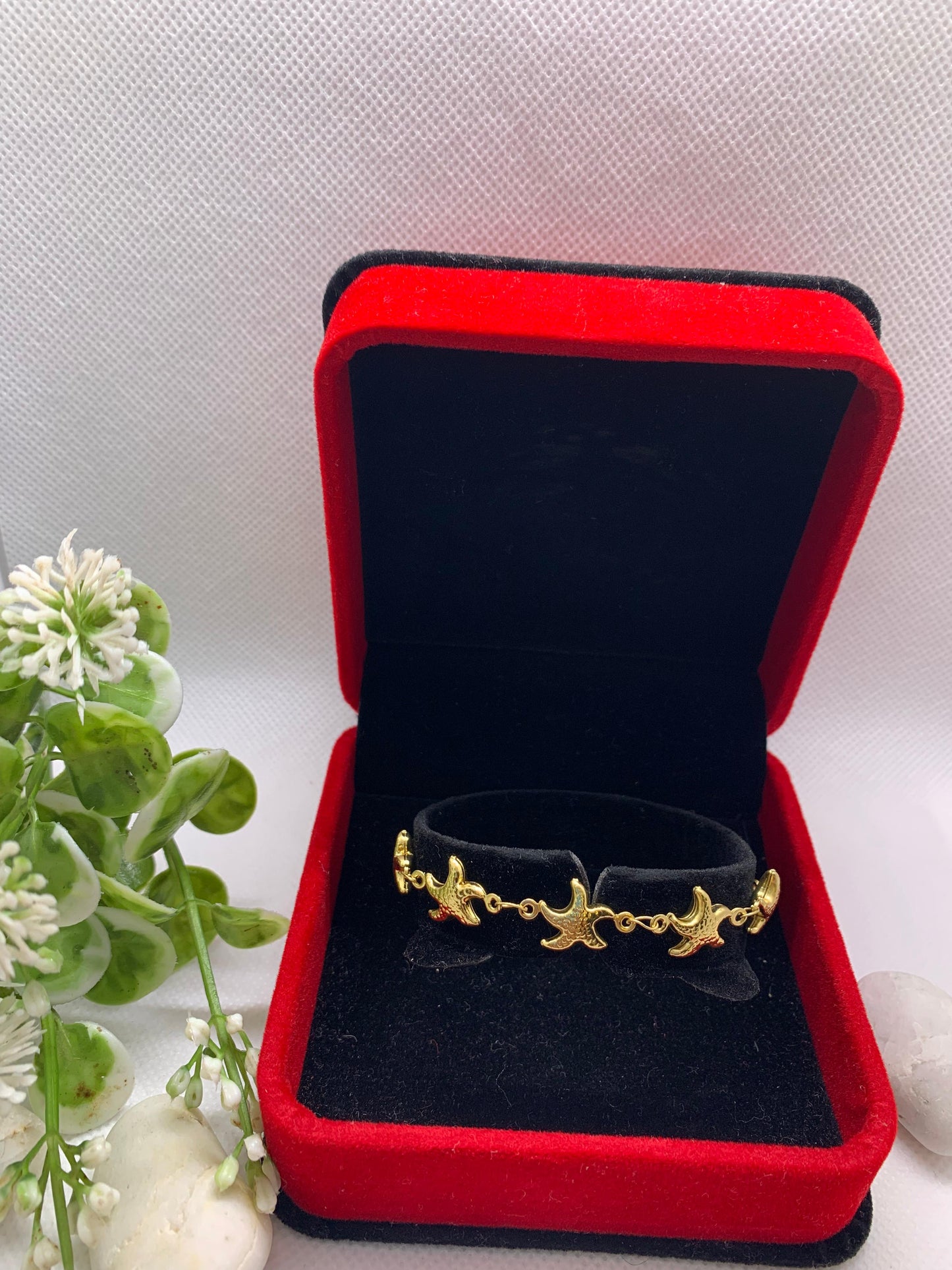 ✨ Bracelet Doré Étoiles Élégantes ✨