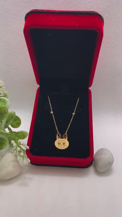 Collier Labubu – Pendentif Doré Unique avec Chaîne Élégante ✨🐰